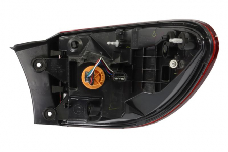 Stop spate stanga potrivit RENAULT KADJAR dupa 2018 (exterior, LED) [1]