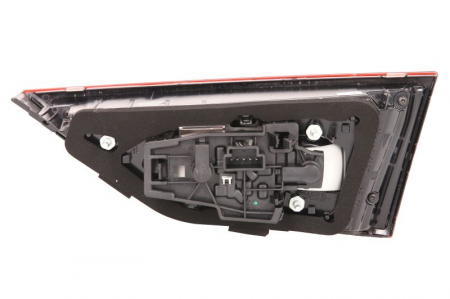 Stop spate Stanga (partea interioara, H6W/W16W) potrivit AUDI A3 06.08- [1]