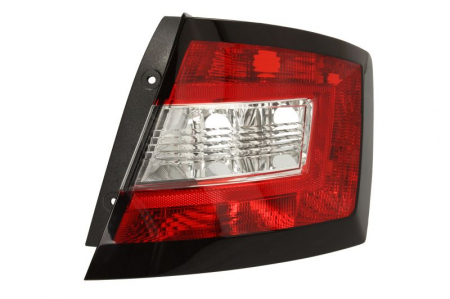Stopuri - Stop tripla lampa spate dreapta (culoare sticla: rosu) SKODA FABIA Hatchback/ Kombi 2014-2018