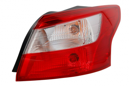 Stopuri - Stop tripla lampa spate dreapta ( exterior ) FORD FOCUS LIMUZINA 2010-2014