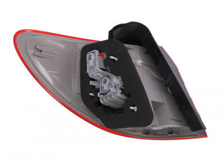 Stop tripla lampa spate dreapta ( exterior , LED, Semnalizator alb, culoare sticla: rosu) MERCEDES Clasa B 2011-2014 [1]