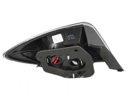 Stop tripla lampa spate dreapta ( exterior ) MAZDA 3 HATCHBACK 2003-2009 [1]