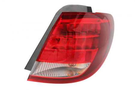 Stopuri - Stop tripla lampa spate dreapta (exterior) MERCEDES Clasa B dupa 2014