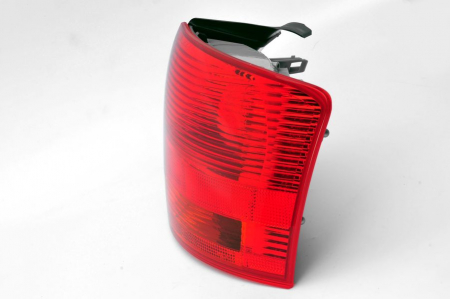 Stop tripla lampa spate dreapta ( exterior , Semnalizator alb, culoare sticla: rosu) AUDI A4 COMBI 2004-2008 [1]