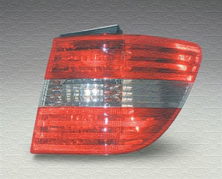 Stop tripla lampa spate dreapta ( exterior , Semnalizator fumuriu, culoare sticla: rosu) MERCEDES Clasa B 2005-2011