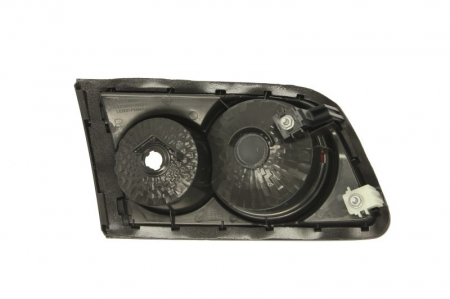 Stop tripla lampa spate dreapta (interior, culoare sticla alb) MAZDA 6 COMBI 2002-2005 [1]