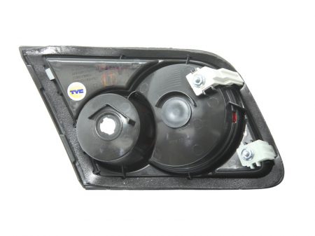 Stop tripla lampa spate dreapta (interior, culoare sticla negru) MAZDA 6 HATCHBACK/LIMUZINA 2002-2005 [1]