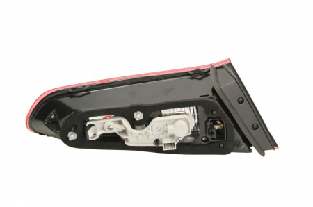 Stop tripla lampa spate dreapta (interior, culoare sticla: rosu) ALFA ROMEO GIULIETTA dupa 2010 [1]