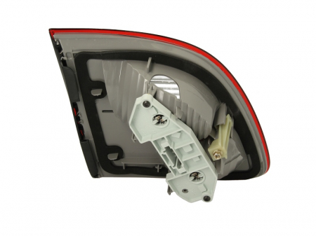 Stop tripla lampa spate dreapta (interior, culoare sticla: rosu) MERCEDES Clasa E COMBI 2006-2009 [1]
