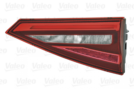 Stopuri - Stop tripla lampa spate dreapta (interior, LED) INFINITI Q30 dupa 2015