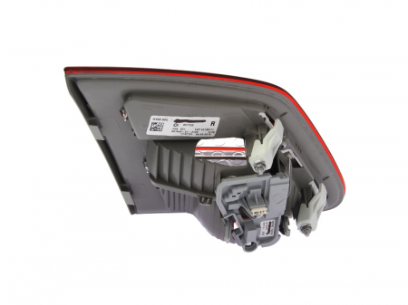 Stop tripla lampa spate dreapta (interior, Semnalizator alb, culoare sticla: rosu) MERCEDES Clasa B 2011-2014 [1]