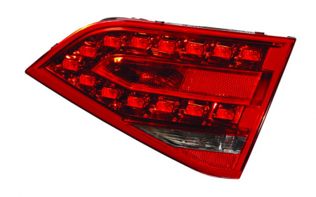 Stop tripla lampa spate dreapta (interior, Semnalizator fumuriu, culoare sticla: rosu) AUDI A4 LIMUZINA 2007-2011