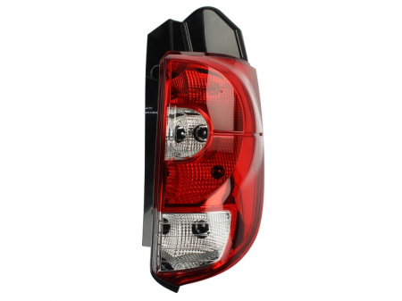 Stopuri - Stop tripla lampa spate dreapta (Semnalizator alb, culoare sticla: rosu) MITSUBISHI COLT 2004-2012