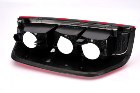 Stop tripla lampa spate dreapta (Semnalizator alb, culoare sticla: rosu) NISSAN NAVARA PICK-UP/PLATFORMA/SASIU 2005-2007 [2]