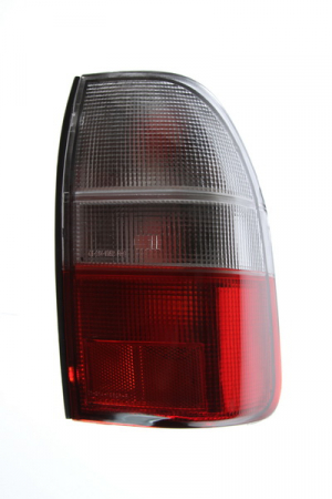 Stopuri - Stop tripla lampa spate dreapta (Semnalizator fumuriu, culoare sticla: rosu) MITSUBISHI L 200 PICK-UP 2005-2010