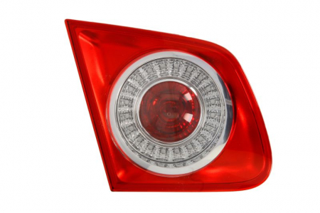 Stopuri - Stop tripla lampa spate stanga (interior, culoare sticla: rosu transparent, lumini ceata) VW JETTA LIMUZINA 2005-2010