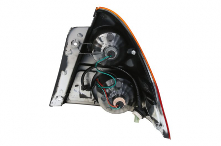 Stop tripla lampa spate stanga SUZUKI LIANA LIMUZINA dupa 2002 [1]