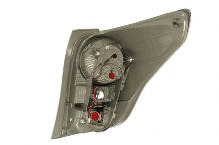 Stop tripla lampa spate stanga TOYOTA VERSO dupa 2013 [1]