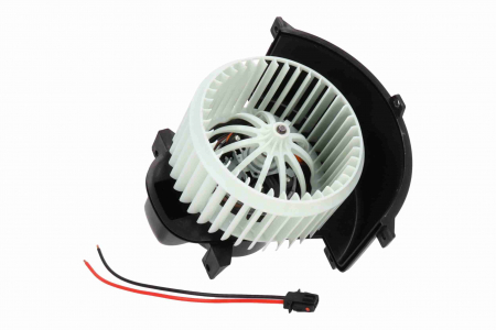 Piese Auto - Ventilator habitaclu potrivit VW AMAROK 2.0/2.0D/3.0D 09.10-