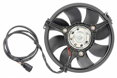 Ventilator radiator Stanga potrivit AUDI A4 B5, A6 C5, A6 C6, A8 D2, ALLROAD C5; SKODA SUPERB I; VW PASSAT B5, PASSAT B5.5 1.6-6.0 03.94-03.11 [1]