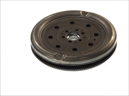 Volanta potrivita AUDI A3; SEAT ALTEA, ALTEA XL, LEON 2.0/2.5 2003-2010 (228mm, fara kit de suruburi; fara placa de reglare a frictiunii; fara rulment de ghidare) [1]