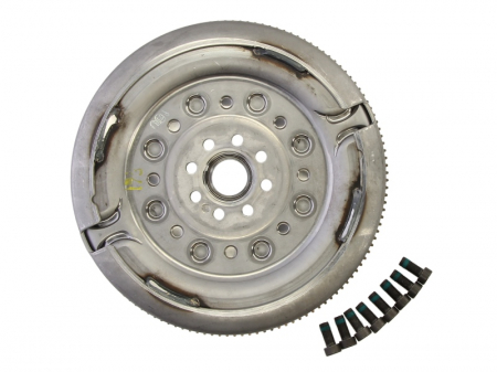 Volanta (240mm) potrivit AUDI A3, Q3, TT; SKODA OCTAVIA III, SUPERB III; VW BEETLE, GOLF VII, PASSAT B8, POLO VI, SCIROCCO III, TIGUAN 1.8/2.0 11.12- [0]