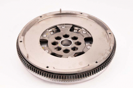 Volanta masa dubla (240mm, fara set suruburi; fara rulment presiune; cu disc ambreiaj) VW MULTIVAN V, TRANSPORTER V 2.5D intre 2003-2009 [4]