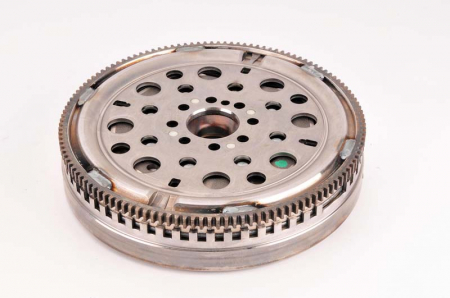 Volanta masa dubla (fara set suruburi; fara rulment presiune; cu disc ambreiaj) MERCEDES A (W169), B (W245) 2.0/2.0CNG/2.0D intre 2004-2012 [3]