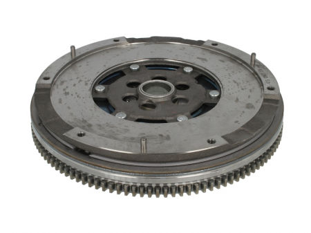 Volanta masa dubla (fara set suruburi; fara rulment presiune; fara placa ) AUDI A4, A6; SEAT EXEO, EXEO ST 2.0 intre 2004-2013 [3]