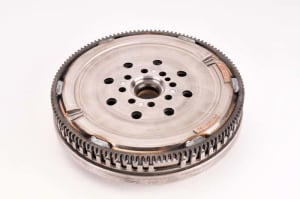 Volanta masa dubla (fara set suruburi; fara rulment presiune; cu disc ambreiaj) MERCEDES A (W169), B (W245) 2.0D intre 2004-2012 [1]