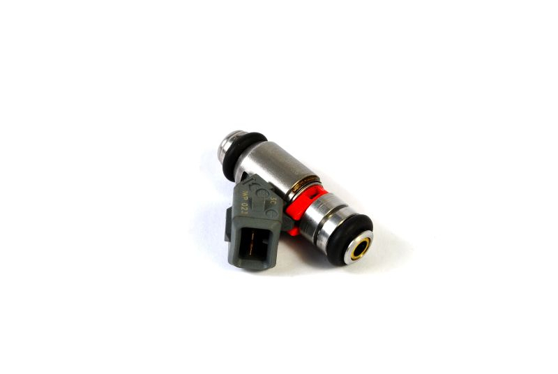 Portinjector potrivit FIAT PUNTO; SEAT CORDOBA, CORDOBA VARIO, IBIZA II; SKODA 105,120, FELICIA I, OCTAVIA I; VW CADDY II, CADDY II MINIVAN, GOLF III