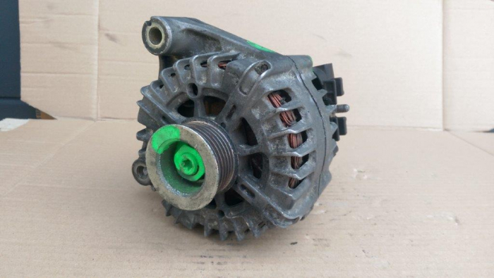 Alternator pentru BMW Seria 3 E90, motorizare 2.0 diesel, cod 7802261   ,   FG18S019   ,   2543461C [2]