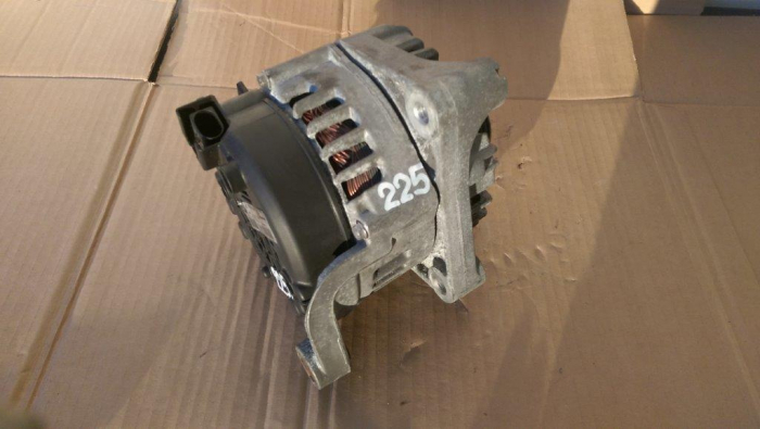 Alternator pentru BMW Seria 3 E90, motorizare 2.0 diesel, cod 7802261AI03   ,   2543461B [1]