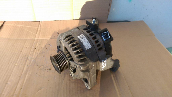 Alternator pentru BMW Seria 3 F30, cod 104211-8181    ,   7640131-03 [1]