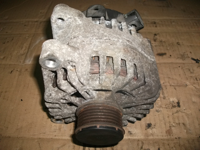 Alternator pentru Citroen C5 III, motorizare 2.2 diesel, cod 9661544880, 2543457A [2]