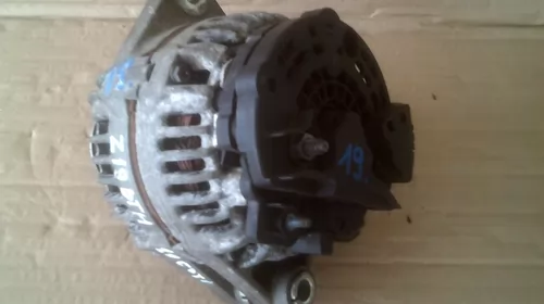 Alternator pentru Opel Vectra C, motorizare 1.9 Diesel, cod 93169032 [1]