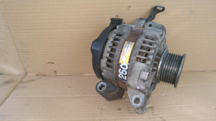 Alternator pentru Toyota Rav4 XA30, motorizare 2.2 diesel, cod 2706026030   ,   104210-4771 [3]