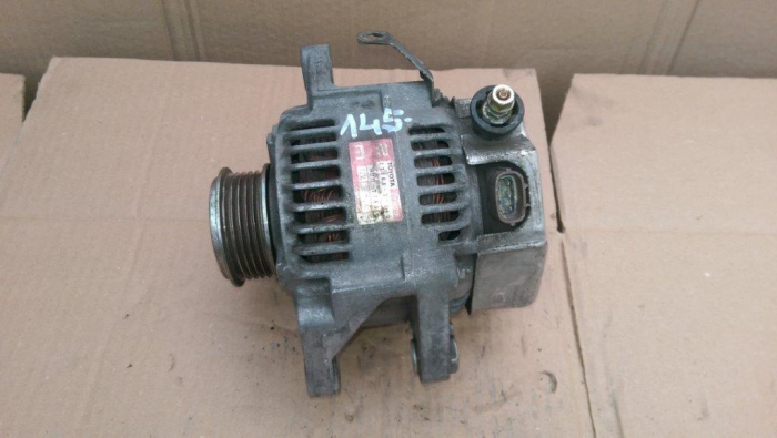 Alternator pentru Toyota Yaris XP10, motorizare 1.4 diesel, cod 27060-33040   ,   102211-2780 [3]