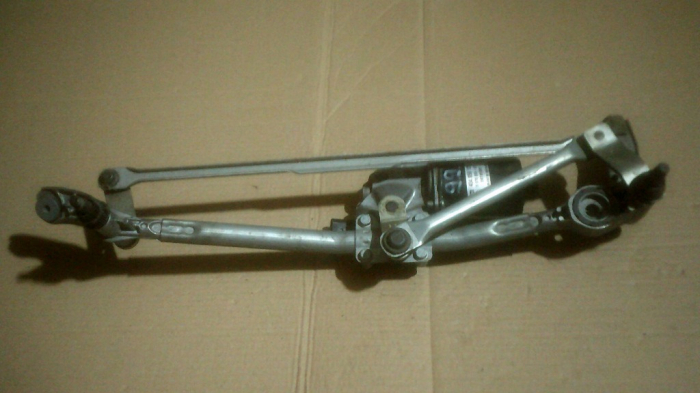 Ansamblu stergatoare cu motoras fata pentru BMW Seria 3 E90, cod 6978263-01   ,   7161711-04 [3]
