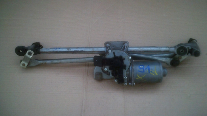 Ansamblu stergatoare cu motoras fata pentru BMW X1 E84, cod 2992465-01   ,   2992465 [1]