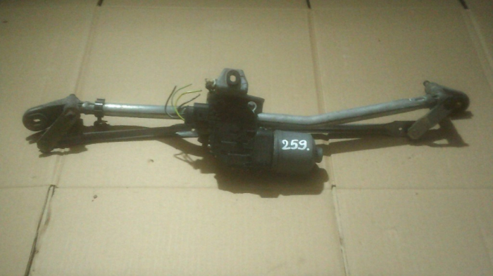 Ansamblu stergatoare cu motoras pentru Audi A4 B7, cod 8E1955119   ,   0390241509 [1]