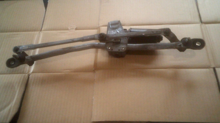 Ansamblu stergator fata cu motoras Mazda 3 BK , 2003 - 2009 COD BN8V-6737XA [2]