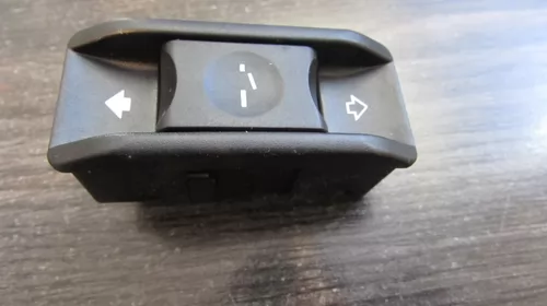 Butoane pentru BMW Seria 5 E60, cod 6907288 [1]
