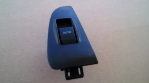 Butoane pentru Toyota Avensis T250, cod 74271-05020 [1]