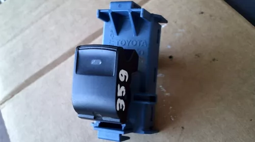Butoane pentru Toyota Avensis T270, cod 84810-05070 [1]