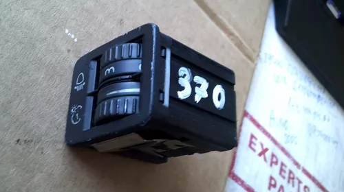 Butoane pentru Volkswagen Passat B6, cod 3C0941333 [2]