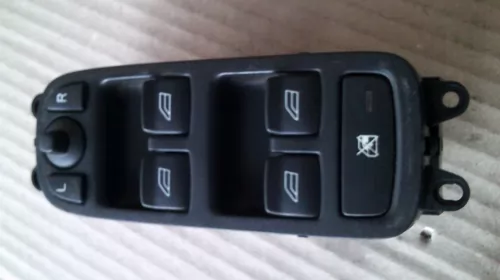 Butoane pentru Volvo V50 , cod 30710787 [1]