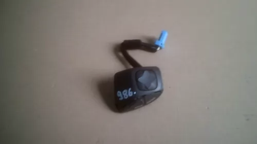 Butoane pentru Volvo V70 , cod 8651215 [1]