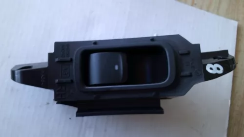 Butoane Spate Dreapta pentru Subaru Outback 3, cod 94263AG040 [1]
