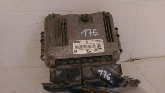 Calculator motor pentru Opel Astra H, motorizare 1.7 diesel, cod 55556829   ,   0281011943 [2]